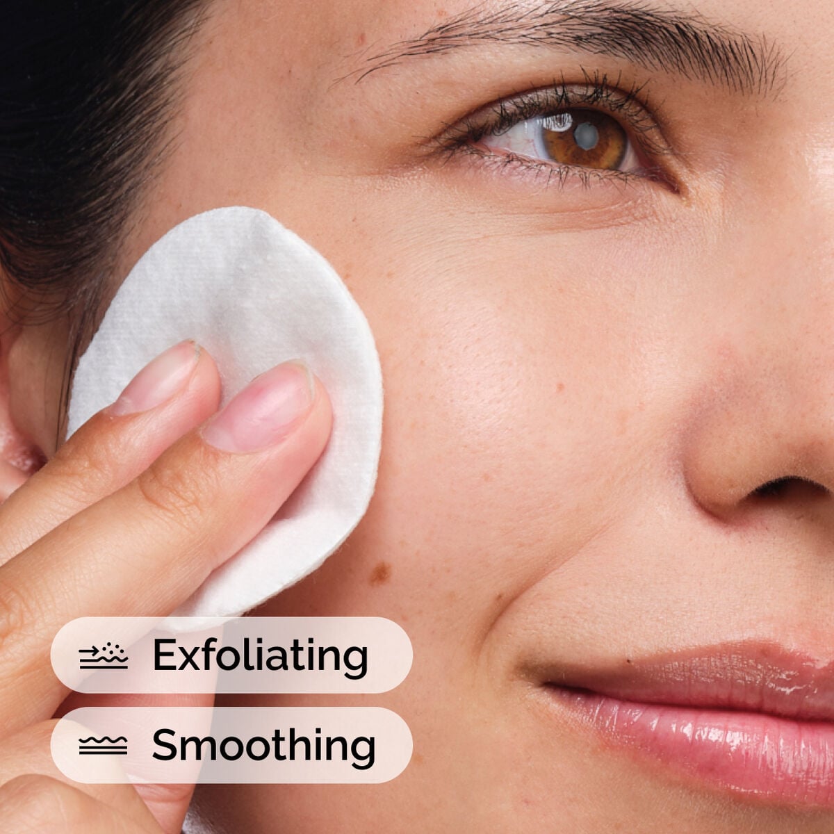 glycolic-acid-7-exfoliating-toner-k9 ord-glycolic-acid-exfoliating-toner-model-application-with-benefits.jpg